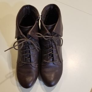 Yuu Tang Brown Womens Boots Booties Zipper Size 8.5M